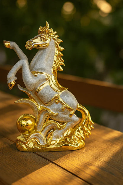 Rearing Horse Statue ©